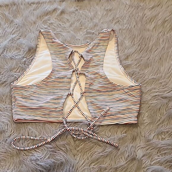 Gap womens‎ red, white and blue lace up back swimsuit top size medium - Picture 3 of 4